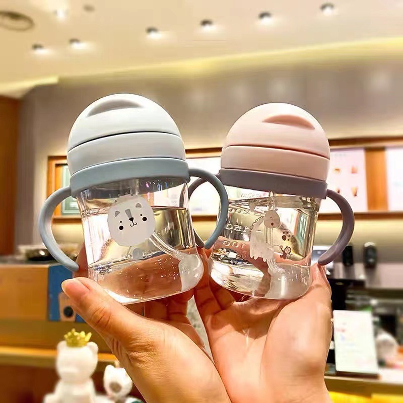 Baby Products Wholesale - 子供用ストローカップ 赤ちゃん用品 貿易卸売、幼稚園 赤ちゃん用ドリンクカップ 幼児用特別なウォーターカップ
