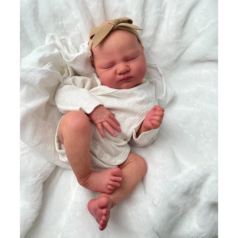 Baby Products Trending - Baby Quinlyn はすでにペイントが完了しています。ソフトタッチのリアルな睡眠リボーンドール、目に見える静脈、手描きの髪が付いています。