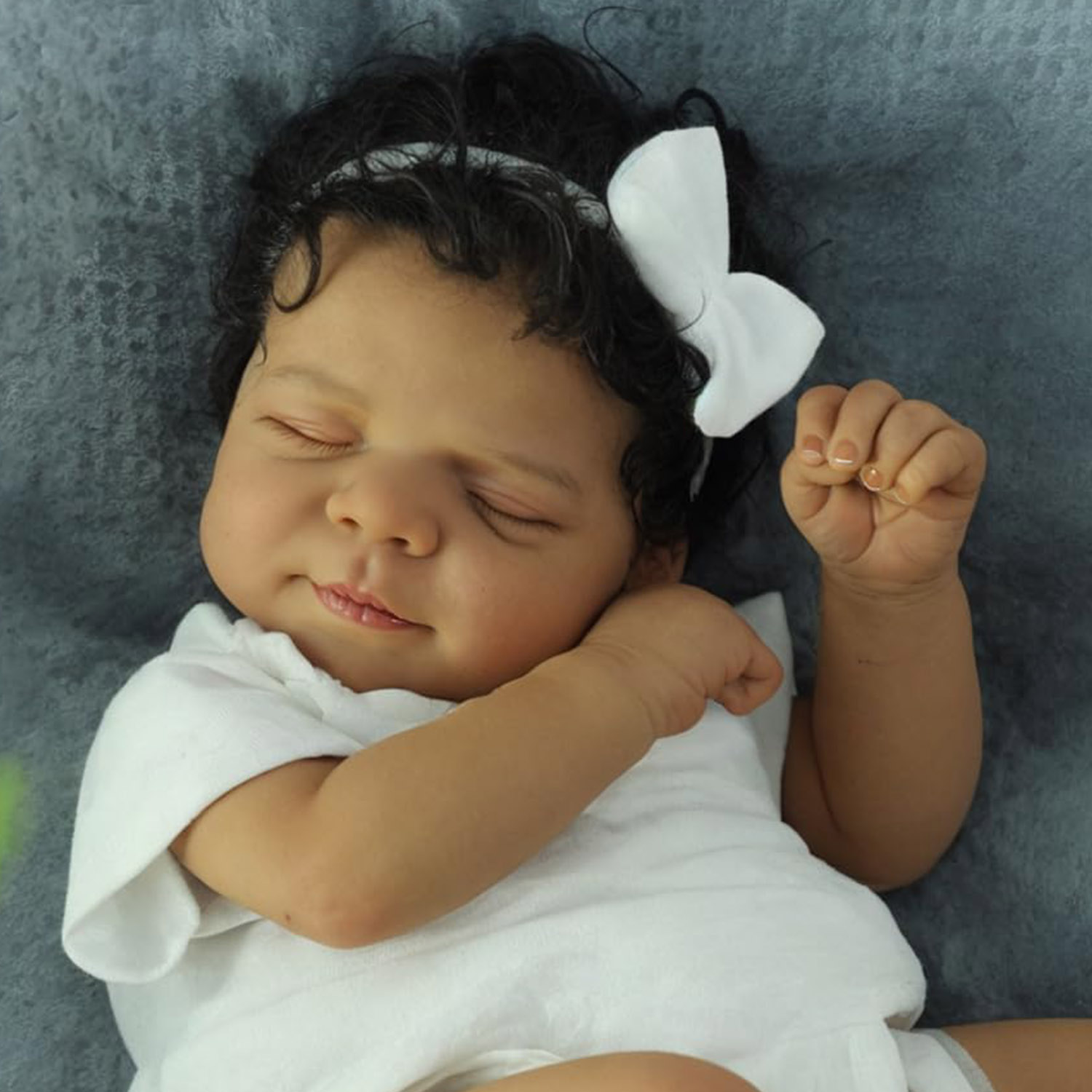 パスカル ダークスキン 19インチ ソフトクロスボディ 多層 - Baby Products For Curly Hair のレビューと価格